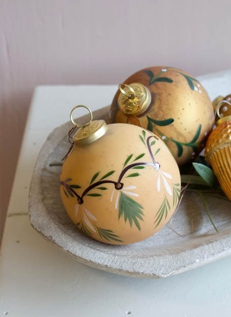 Kerstbal  Mat Goud - De Weldaad