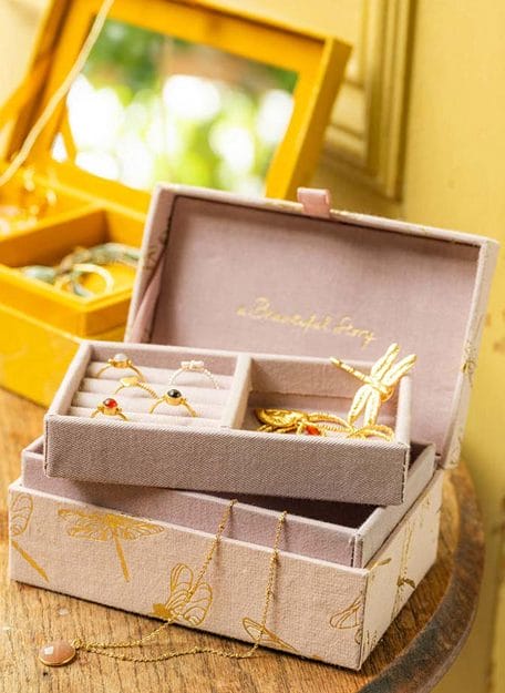 Klein sieradendoos met ring inleg Dragonfly - A Beautiful Story